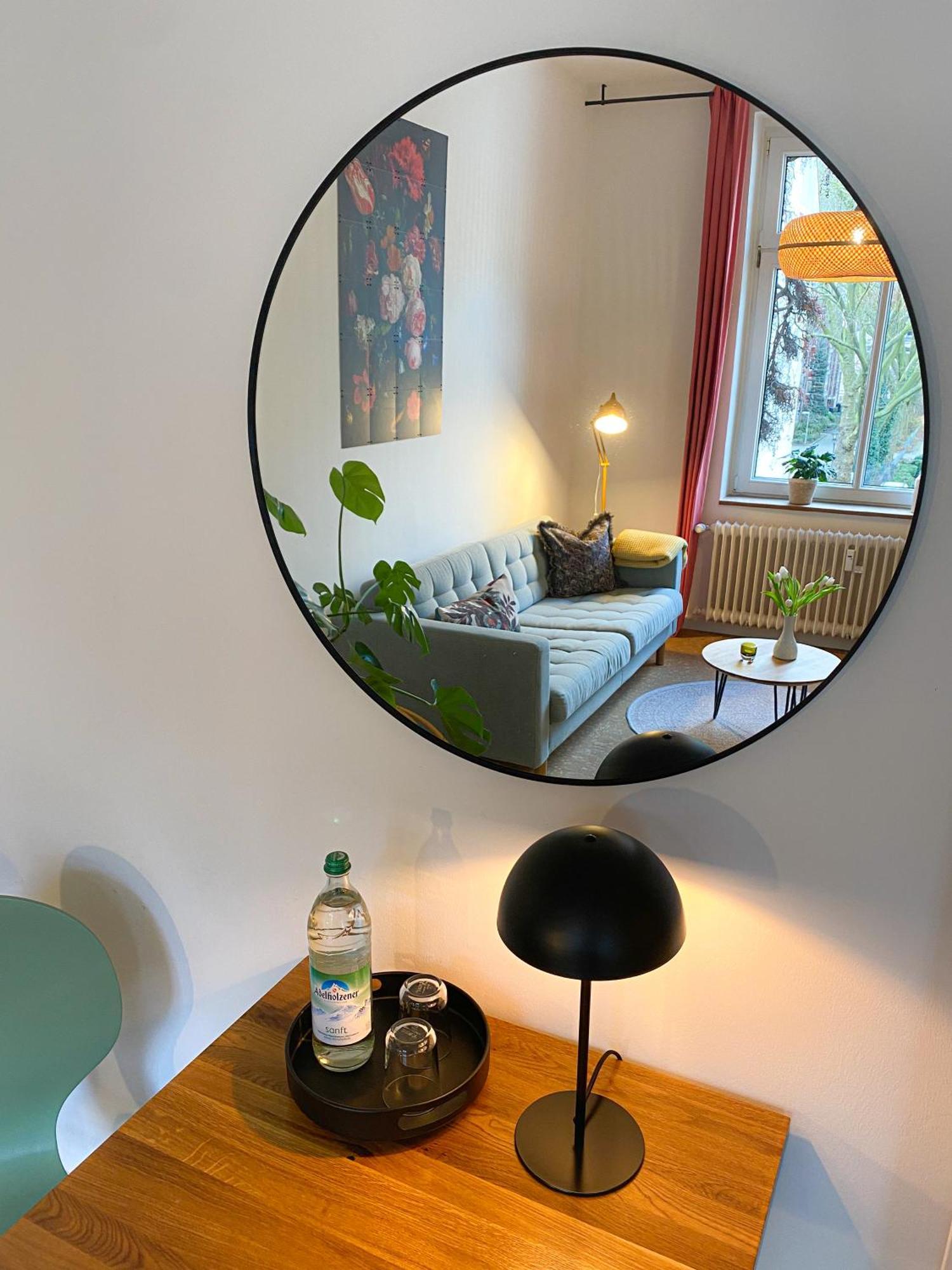 Apartments "Am Rheinorange", Netflix & Prime ドゥイスブルグ エクステリア 写真